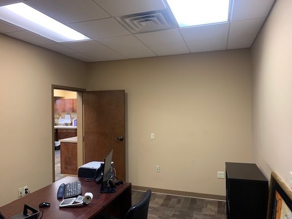 Medical Office For Sale/Lease : 15 Orleans Dr, Hattiesburg, MS 39402